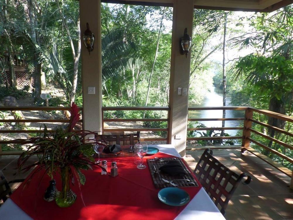 Mystic River Resort San Ignacio Exterior foto