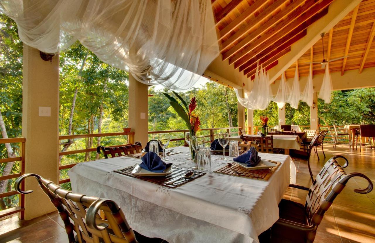 Mystic River Resort San Ignacio Exterior foto