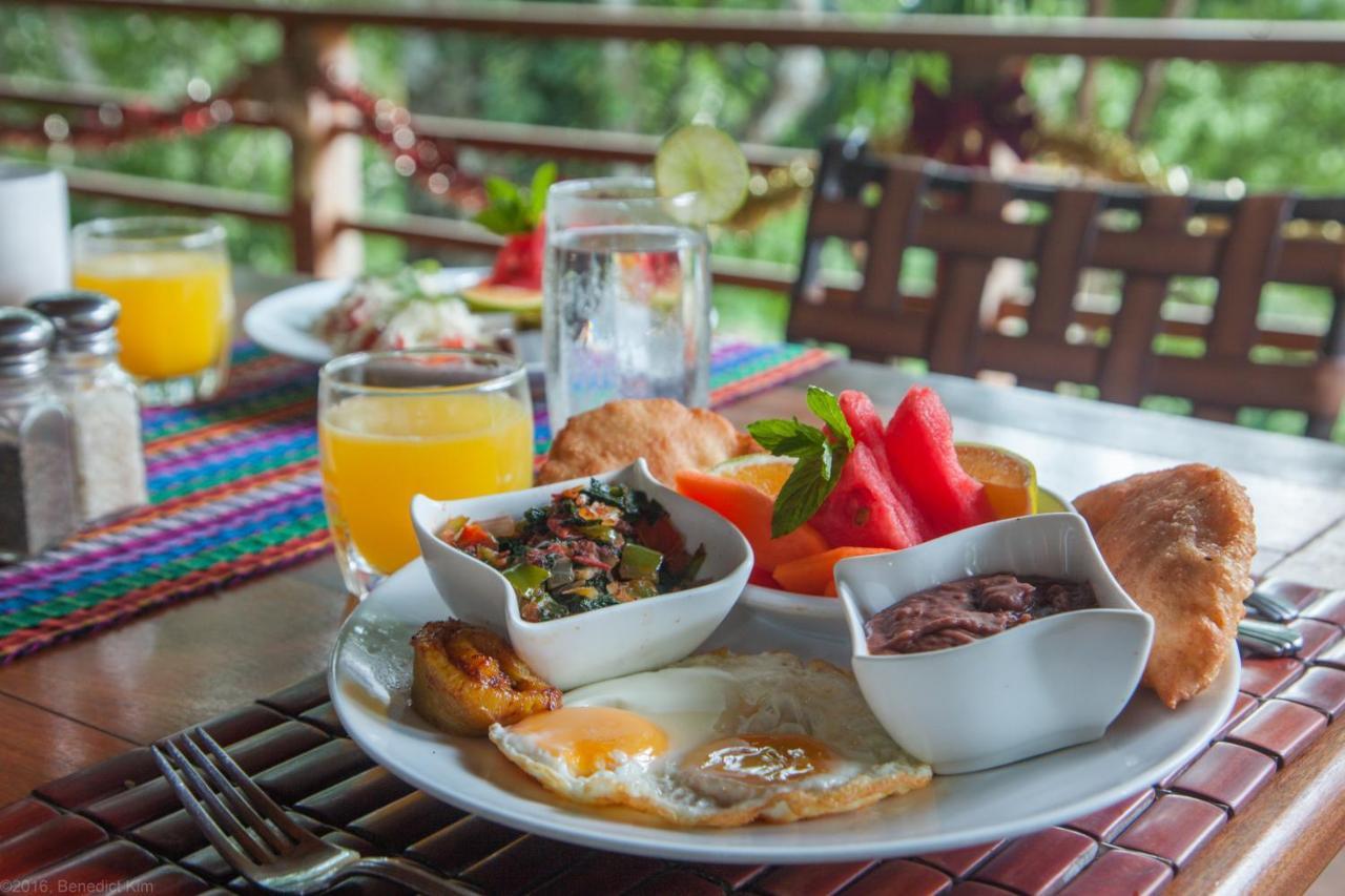 Mystic River Resort San Ignacio Exterior foto
